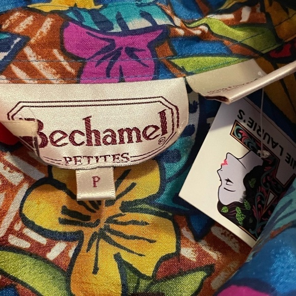 Vintage Blue Floral Cropped Short Sleeve Blouse by Bechamel Petite Size Small - Picture 3 of 3